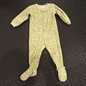 Carter’s footed sleeper, 18 months